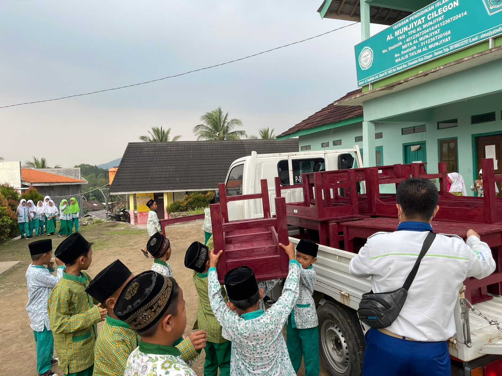 Bantuan Sarana Belajar